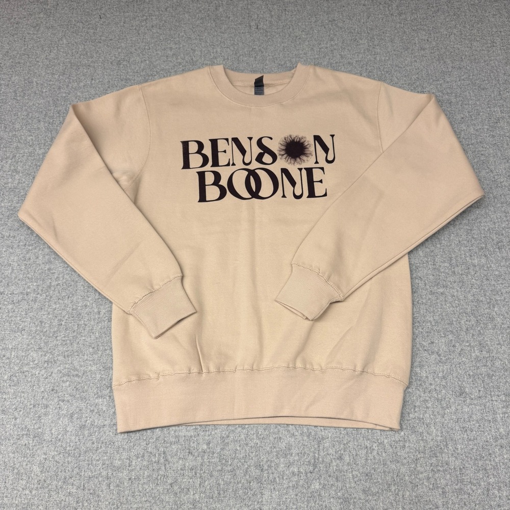 Benson Boone American Heart Tour Sweatshirt Size M Tan Graphic Concert Pullover